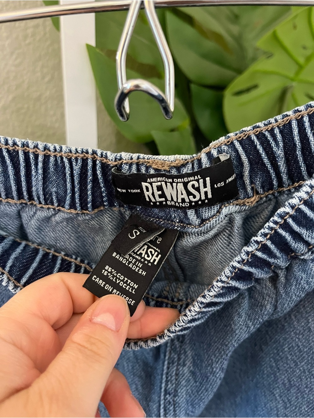 Wide Leg Pull-On Denim Pants Size Small | Minimal Cool Girl Relaxed Jeans - Picture 3 of 8